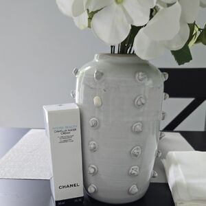 CHANEL Hydra Beauty Camellia Water Cream in White Packaging